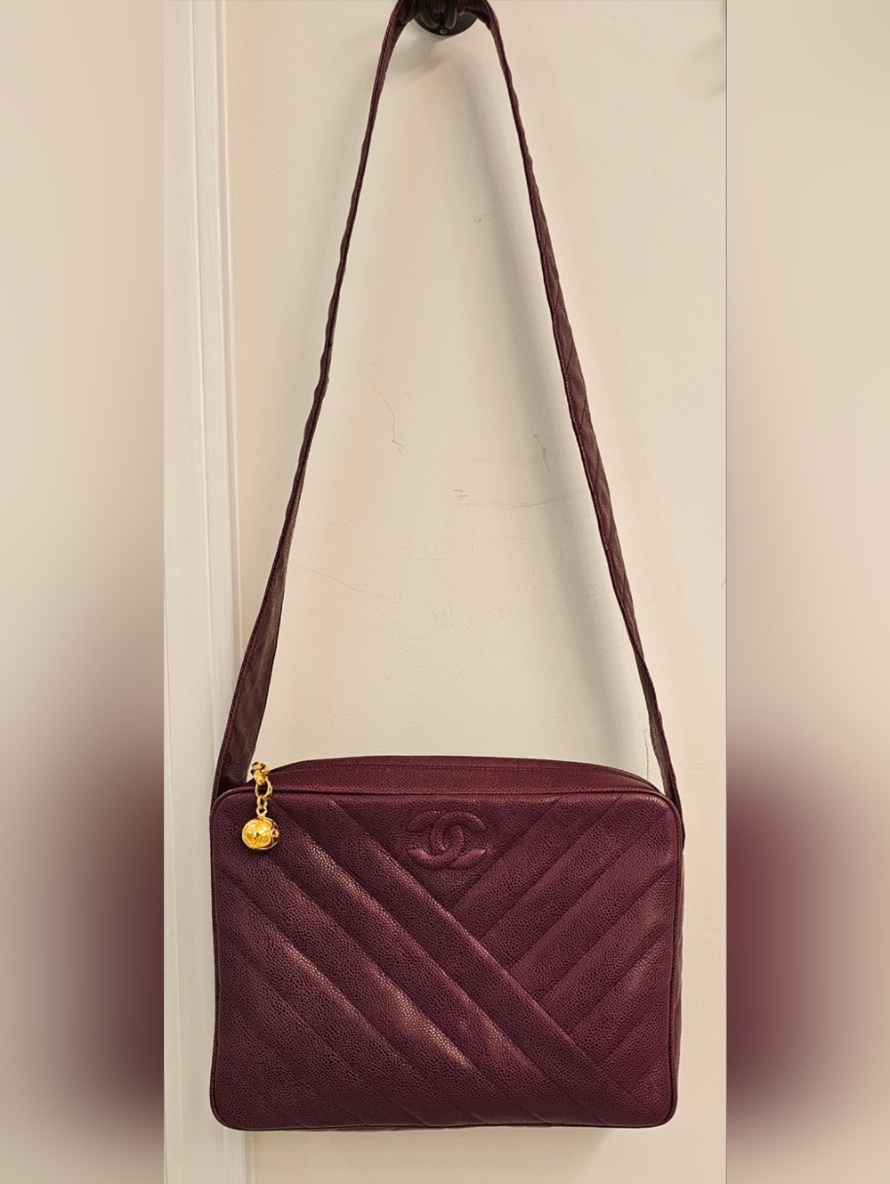 CHANEL CAVIAR BORDEAUX CROSSBODY